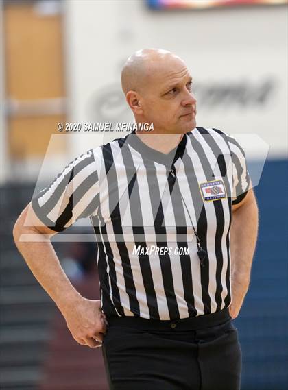 Thumbnail 1 in Lincoln Southwest vs. Lincoln Northeast (HAC Tournament) photogallery.