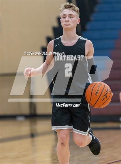 Thumbnail 2 in Lincoln Southwest vs. Lincoln Northeast (HAC Tournament) photogallery.