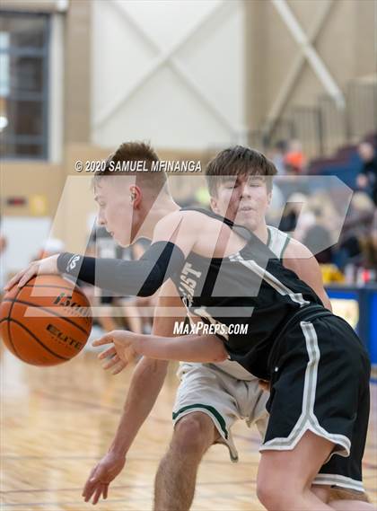 Thumbnail 2 in Lincoln Southwest vs. Lincoln Northeast (HAC Tournament) photogallery.