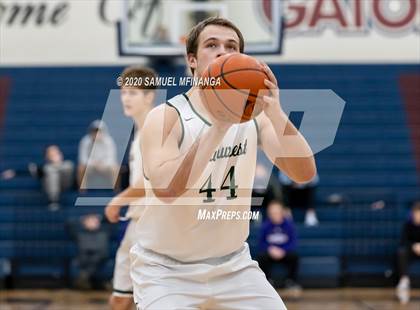 Thumbnail 2 in Lincoln Southwest vs. Lincoln Northeast (HAC Tournament) photogallery.