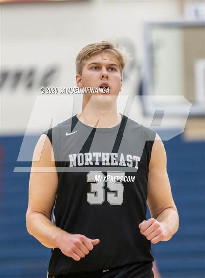 Thumbnail 3 in Lincoln Southwest vs. Lincoln Northeast (HAC Tournament) photogallery.