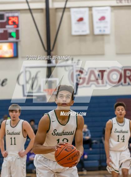 Thumbnail 3 in Lincoln Southwest vs. Lincoln Northeast (HAC Tournament) photogallery.