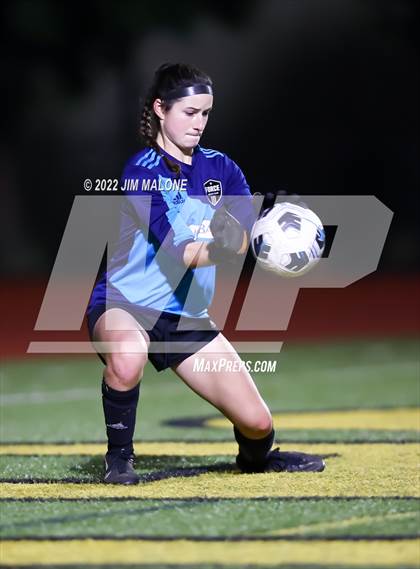 Thumbnail 2 in American @ Moreau Catholic photogallery.
