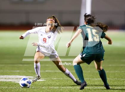 Thumbnail 1 in American @ Moreau Catholic photogallery.