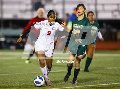 Thumbnail 1 in American @ Moreau Catholic photogallery.