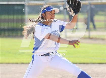 Thumbnail 1 in Oak Grove @ Gilroy photogallery.