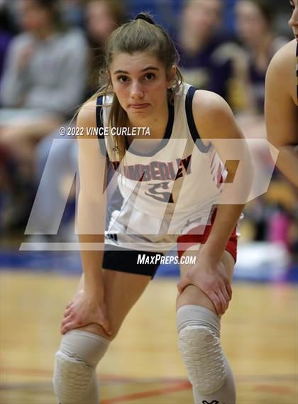 Thumbnail 1 in Wimberley vs. Navarro (UIL 4A Bi-District Playoff) photogallery.