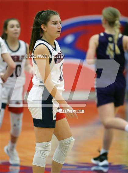 Thumbnail 1 in Wimberley vs. Navarro (UIL 4A Bi-District Playoff) photogallery.