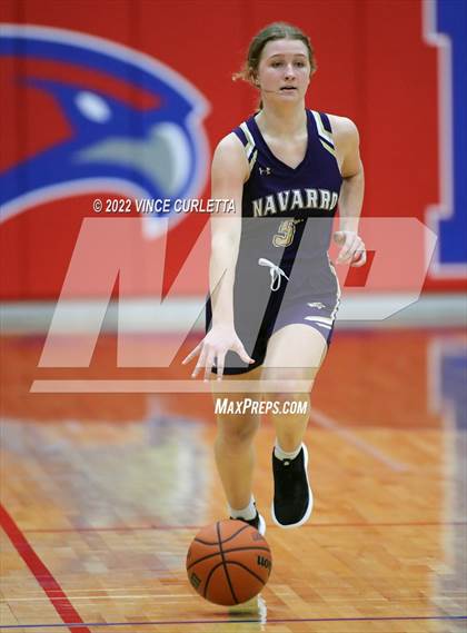 Thumbnail 3 in Wimberley vs. Navarro (UIL 4A Bi-District Playoff) photogallery.
