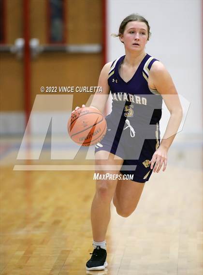 Thumbnail 1 in Wimberley vs. Navarro (UIL 4A Bi-District Playoff) photogallery.