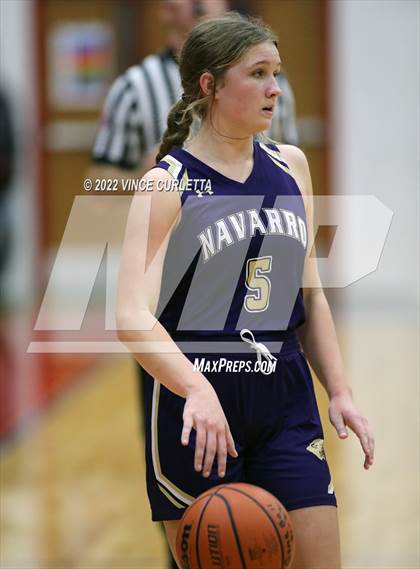Thumbnail 1 in Wimberley vs. Navarro (UIL 4A Bi-District Playoff) photogallery.
