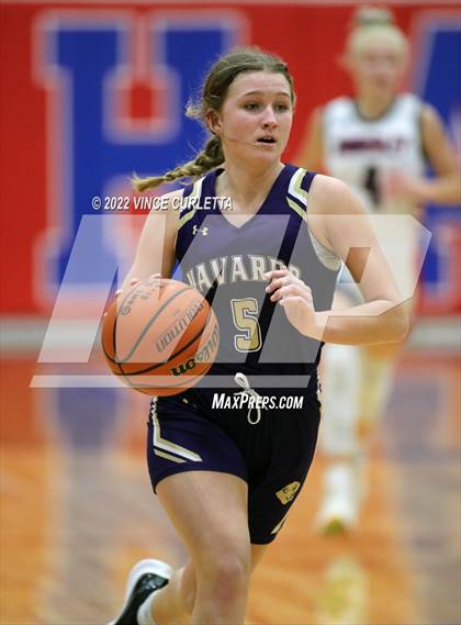 Thumbnail 1 in Wimberley vs. Navarro (UIL 4A Bi-District Playoff) photogallery.