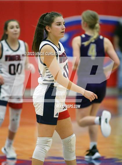 Thumbnail 2 in Wimberley vs. Navarro (UIL 4A Bi-District Playoff) photogallery.
