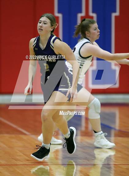 Thumbnail 2 in Wimberley vs. Navarro (UIL 4A Bi-District Playoff) photogallery.