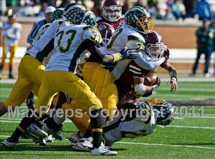 Thumbnail 1 in Ayden-Grifton vs. Swain County (NCHSAA 1AA Final) photogallery.