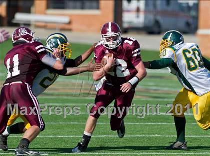 Thumbnail 2 in Ayden-Grifton vs. Swain County (NCHSAA 1AA Final) photogallery.