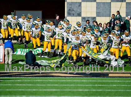 Thumbnail 2 in Ayden-Grifton vs. Swain County (NCHSAA 1AA Final) photogallery.