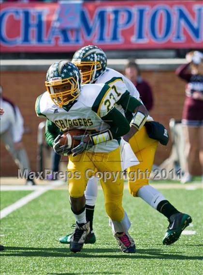 Thumbnail 1 in Ayden-Grifton vs. Swain County (NCHSAA 1AA Final) photogallery.