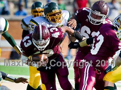 Thumbnail 2 in Ayden-Grifton vs. Swain County (NCHSAA 1AA Final) photogallery.