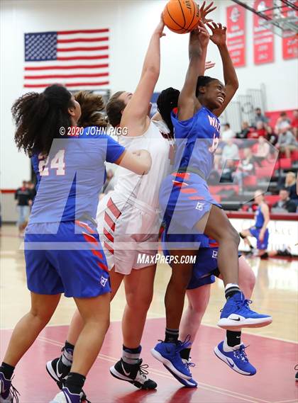 Thumbnail 1 in Walton @ Cherokee photogallery.
