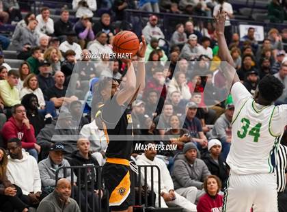 Thumbnail 2 in Cathedral vs. Centerville (Sneakers for Santa Shootout) photogallery.