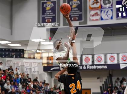 Thumbnail 2 in Cathedral vs. Centerville (Sneakers for Santa Shootout) photogallery.