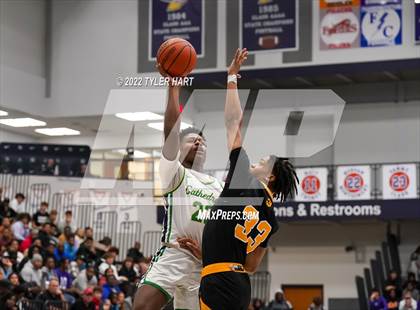 Thumbnail 3 in Cathedral vs. Centerville (Sneakers for Santa Shootout) photogallery.
