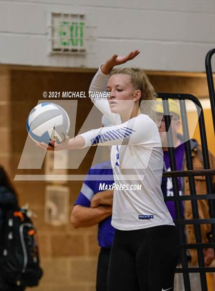 Thumbnail 1 in Snake River vs Sugar-Salem (3A State Tournament) photogallery.
