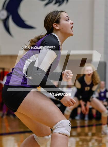 Thumbnail 2 in Snake River vs Sugar-Salem (3A State Tournament) photogallery.