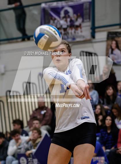 Thumbnail 3 in Snake River vs Sugar-Salem (3A State Tournament) photogallery.