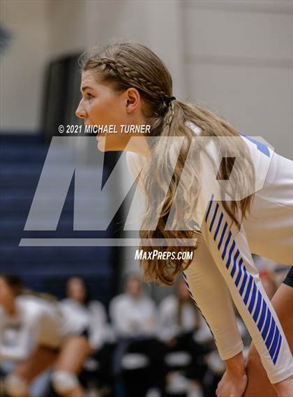 Thumbnail 3 in Snake River vs Sugar-Salem (3A State Tournament) photogallery.