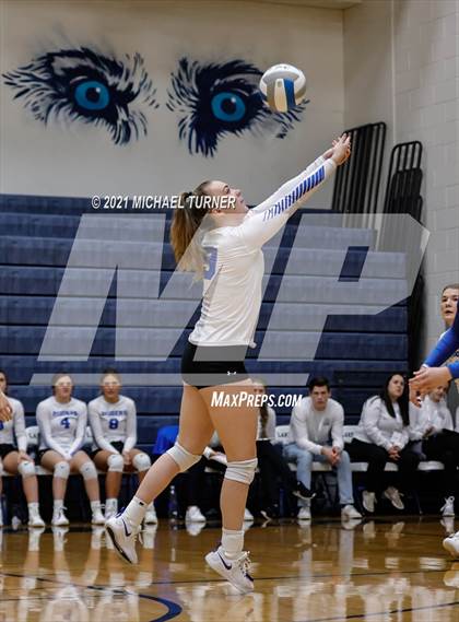 Thumbnail 1 in Snake River vs Sugar-Salem (3A State Tournament) photogallery.