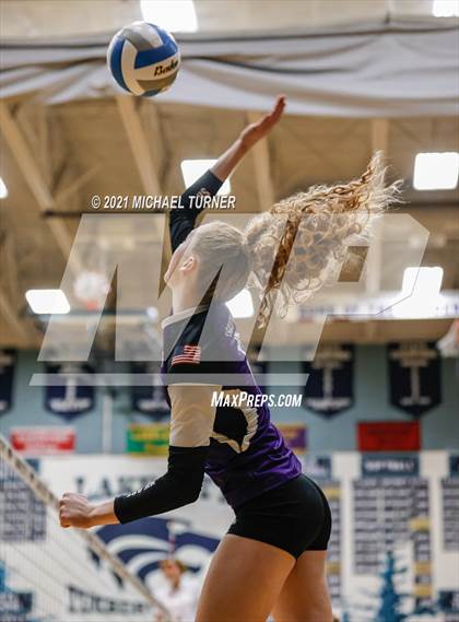 Thumbnail 1 in Snake River vs Sugar-Salem (3A State Tournament) photogallery.