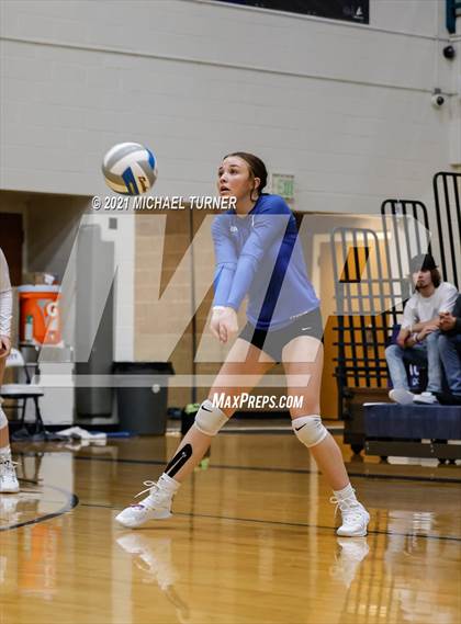 Thumbnail 1 in Snake River vs Sugar-Salem (3A State Tournament) photogallery.