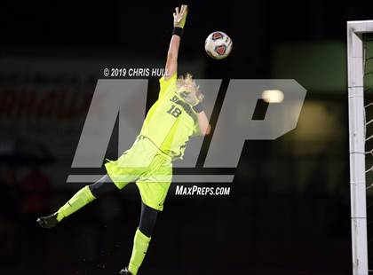 Thumbnail 2 in Osceola vs. Seminole (preseason tournament) photogallery.