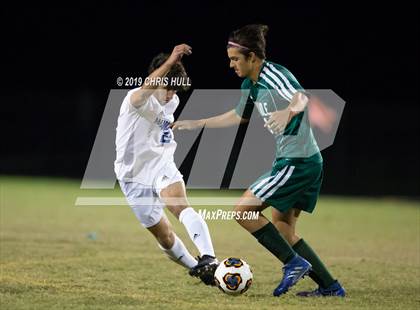 Thumbnail 2 in Osceola vs. Seminole (preseason tournament) photogallery.
