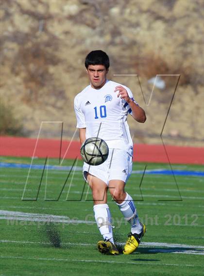 Thumbnail 1 in Grossmont vs. Chula Vista (San Diego City Tournament) photogallery.