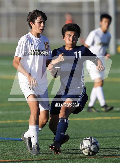 Thumbnail 2 in Head-Royce @ College Prep photogallery.
