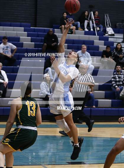 Thumbnail 3 in Cactus vs. Peoria photogallery.