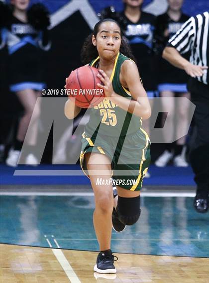 Thumbnail 2 in Cactus vs. Peoria photogallery.