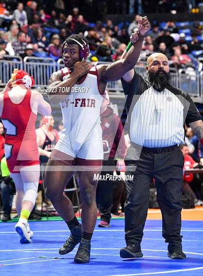 Thumbnail 3 in UIL 5A/6A State Championships - Session 3 photogallery.
