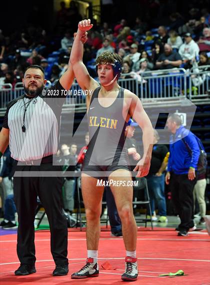 Thumbnail 2 in UIL 5A/6A State Championships - Session 3 photogallery.