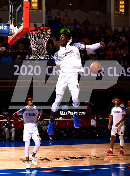 Thumbnail 3 in Iona Prep @ Archbishop Stepinac (Crusader Classic) photogallery.