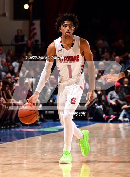 Thumbnail 2 in Iona Prep @ Archbishop Stepinac (Crusader Classic) photogallery.