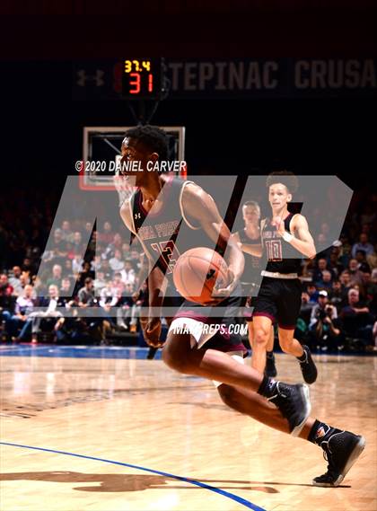 Thumbnail 1 in Iona Prep @ Archbishop Stepinac (Crusader Classic) photogallery.