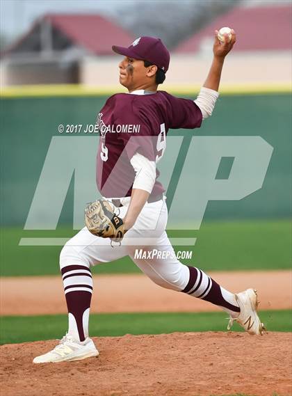 Thumbnail 3 in St. Anthony vs Lee [Robert E.] photogallery.
