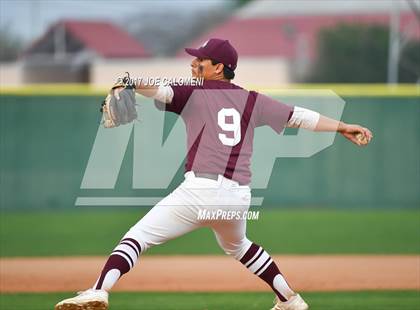 Thumbnail 3 in St. Anthony vs Lee [Robert E.] photogallery.