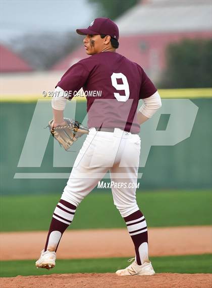 Thumbnail 3 in St. Anthony vs Lee [Robert E.] photogallery.
