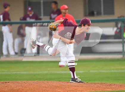 Thumbnail 3 in St. Anthony vs Lee [Robert E.] photogallery.