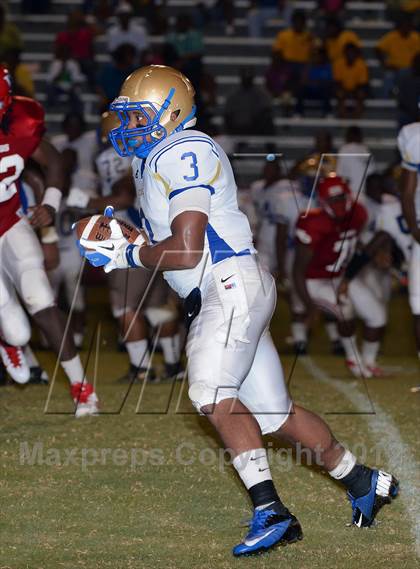 Thumbnail 1 in Natchez @ Warren Central photogallery.